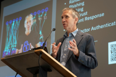 06825_cybersecurity010