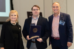 06825_cybersecurity194