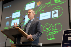 06825_cybersecurity200