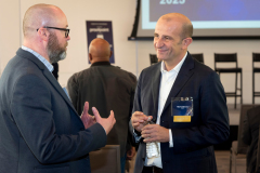 06825_cybersecurity270