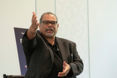 06825_cybersecurity299